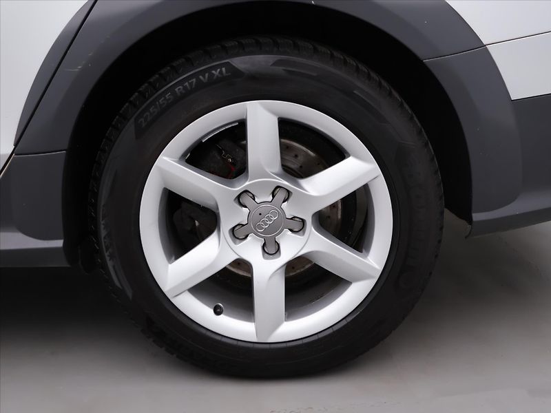 Audi A4 Allroad 3,0 TDI 176kW Aut quattro Kůže - fotka 29 z 36