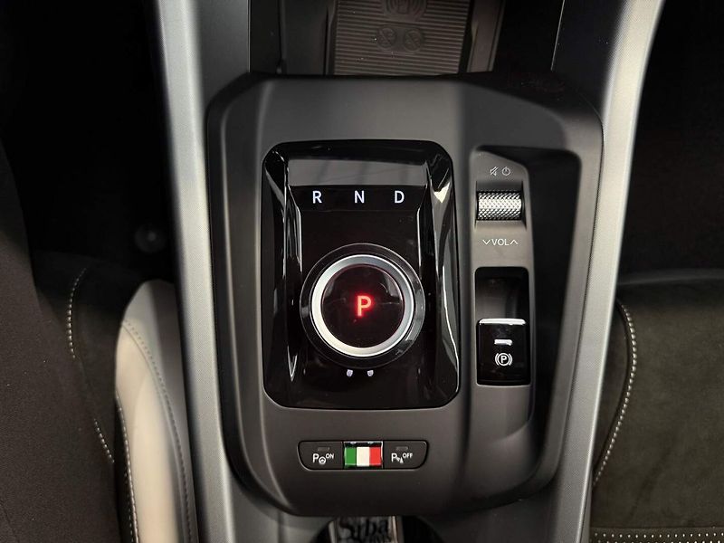 Alfa Romeo Tonale (2026) Sport Speciale 1.5 Turbo Ibrid - fotka 17 z 28