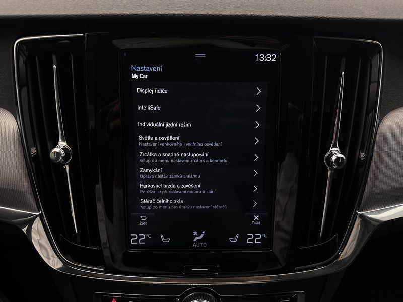 Volvo V90 CC D5 AWD PRO POLESTAR CZ  - fotka 40 z 47