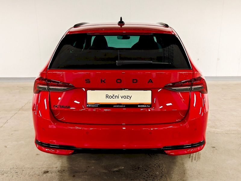 Škoda Octavia (2025) 1.5 TSI 110 kW DSG Sportline - fotka 28 z 31