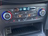 Ford Focus (2016) 1.5EB, Titanium, bixen, +kola - náhled 15