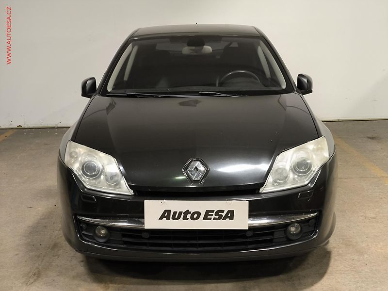 Renault Laguna (2008) 2.0 dCi, ČR, AC, TZ, kůže - fotka 2 z 16