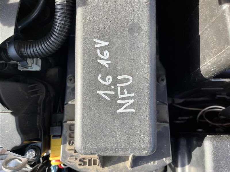 Citroën Berlingo 1,6 i LPG 5.MÍST KLIMA TAŽNÉ - fotka 29 z 38