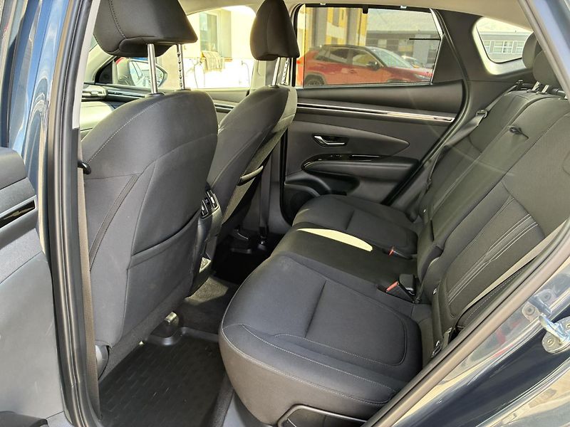 Hyundai Tucson 1.6 T-GDI 110kW DCT Style - fotka 11 z 23