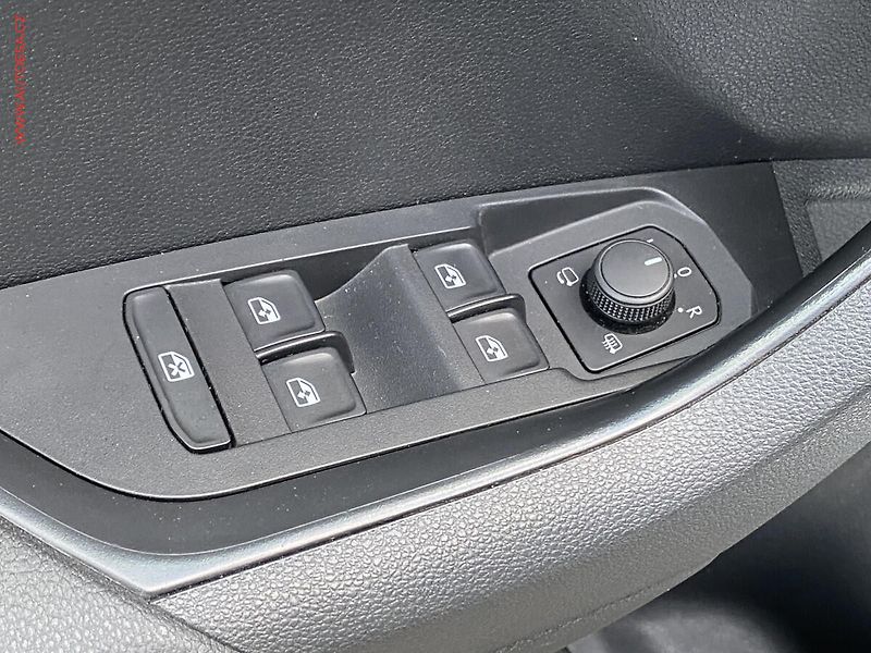 Škoda Karoq (2022) 1.5 TSi, 2.maj,ČR, Exclusive - fotka 11 z 17