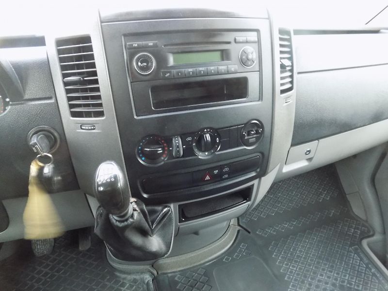 Mercedes-Benz Sprinter (2010) 2,2 95KW L2H1 6MÍST  - fotka 23 z 39