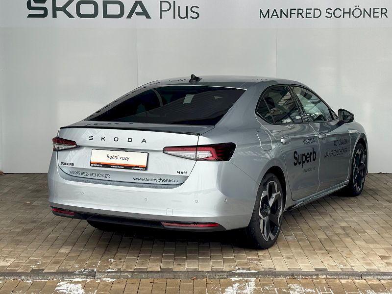 Škoda Superb (2025) SportLine 2.0 TDI/ 142 kW DSG7 - fotka 2 z 30