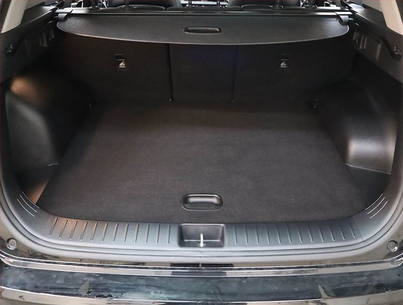 Kia Sportage (2023) 1.6 T-GDI MHEV - fotka 14 z 26