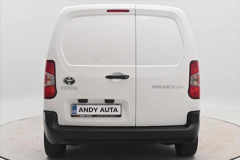 Toyota ProAce 1,5 D-4D 75kW ČR 1.majitel Zár - fotka 6 z 28