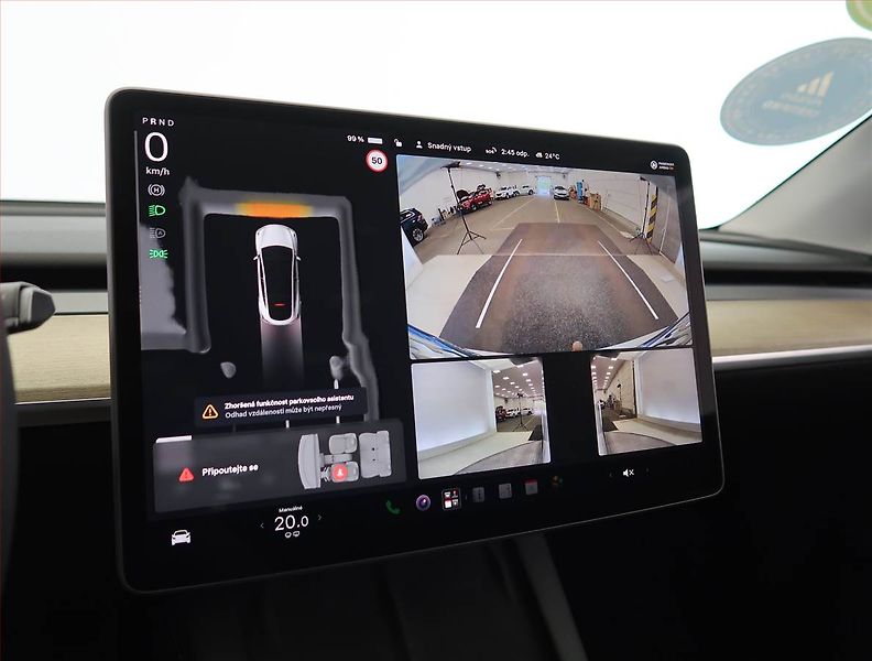 Tesla Model Y (2023) RWD LFP 60kWh, SoH 97% - fotka 22 z 31