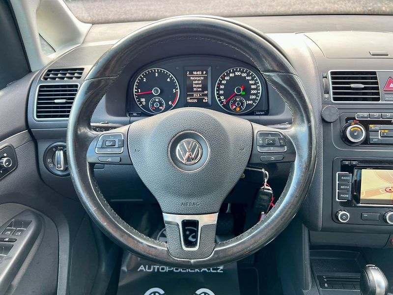 Volkswagen Touran (2011) 2.0 TDI 103 kW Cross DSG - fotka 14 z 19