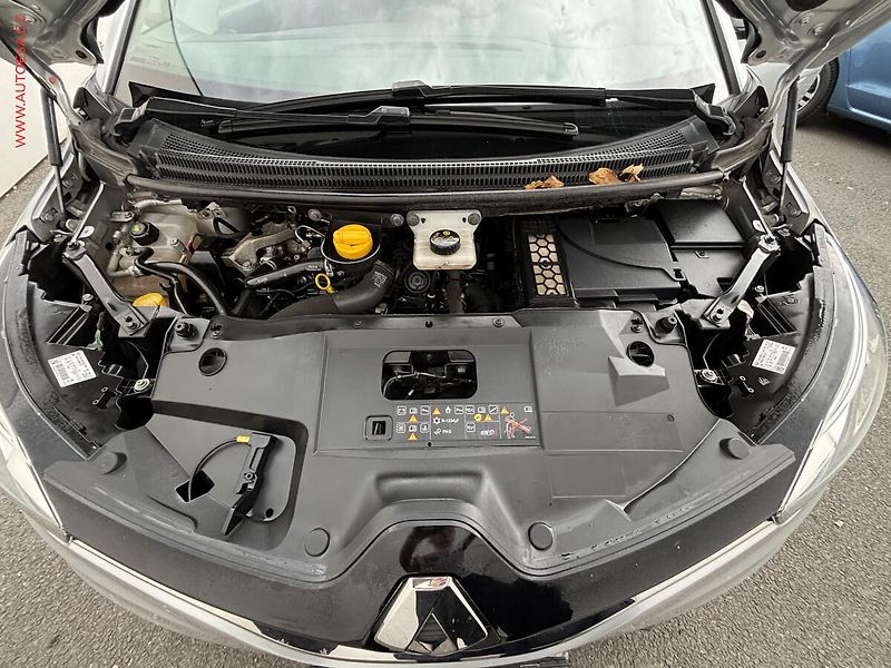 Renault Scénic (2018) 1.3TCe, LED, panorama - fotka 7 z 20