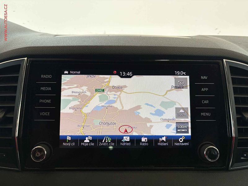 Škoda Karoq (2018) 2.0TDI 4x4, ČR, Style, DSG - fotka 11 z 18
