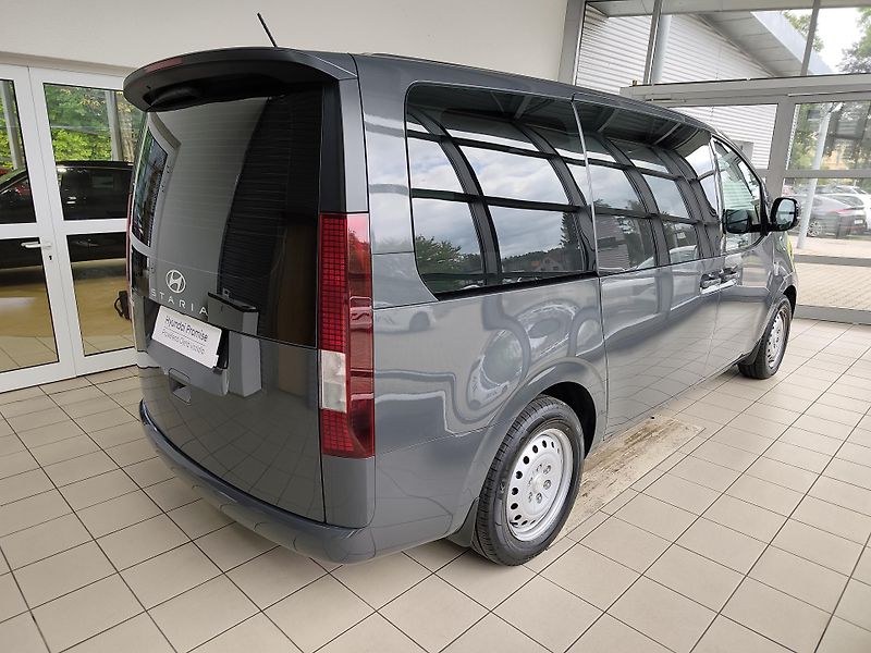 Hyundai Staria (2026) 1.6T-GDi 117kW HEV Comfort - fotka 4 z 22