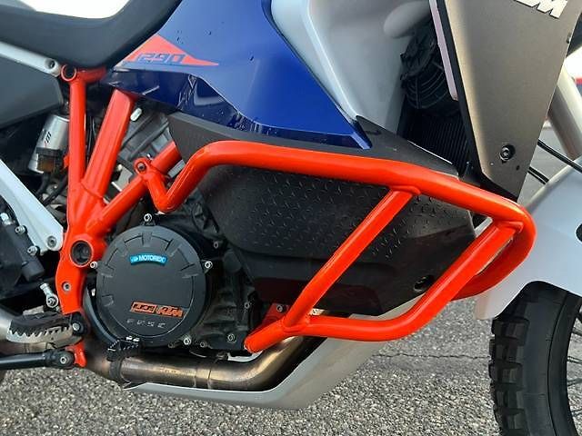 KTM 1290 Super Adventure R (2022) 2022 - fotka 6 z 8