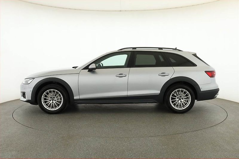 Audi A4 Allroad (2021) 40 TDI - fotka 3 z 19