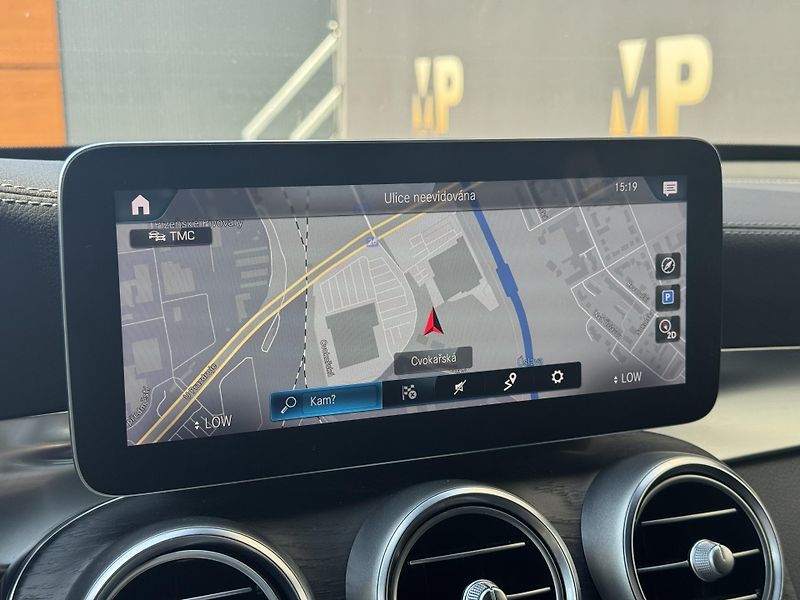 Mercedes-Benz GLC (2020) 200 kupé 4Matic DPH ČR - fotka 40 z 53