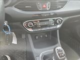 Hyundai i30 1,0 T-GDI  SMART - náhled 17