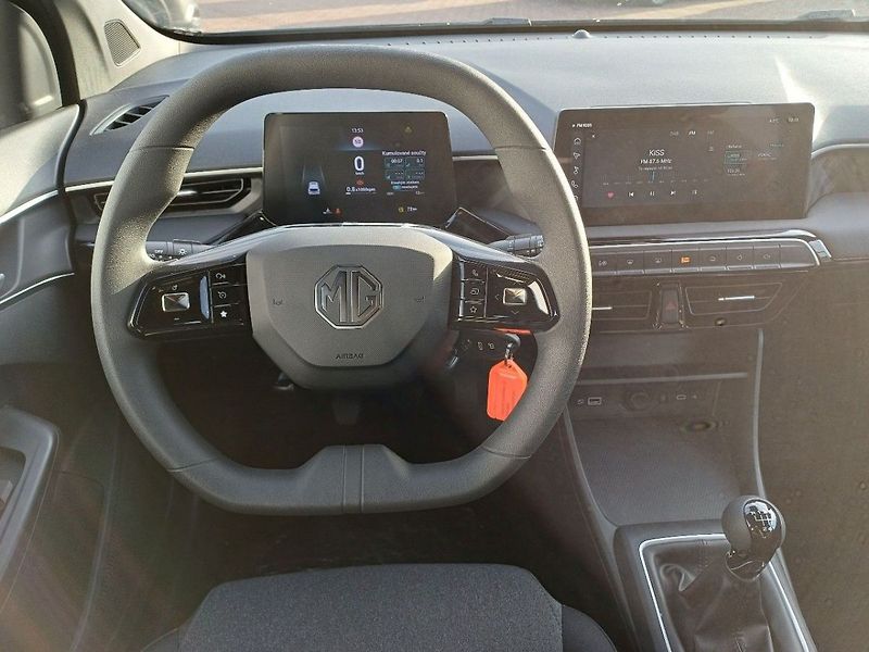 MG MG3 EXCITE 1,5l 85 kW - fotka 3 z 12