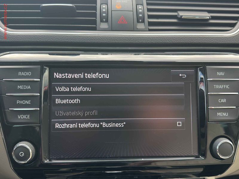 Škoda Superb (2016) 2.0TSi 4x4, ČR, DSG, bixen - fotka 18 z 26