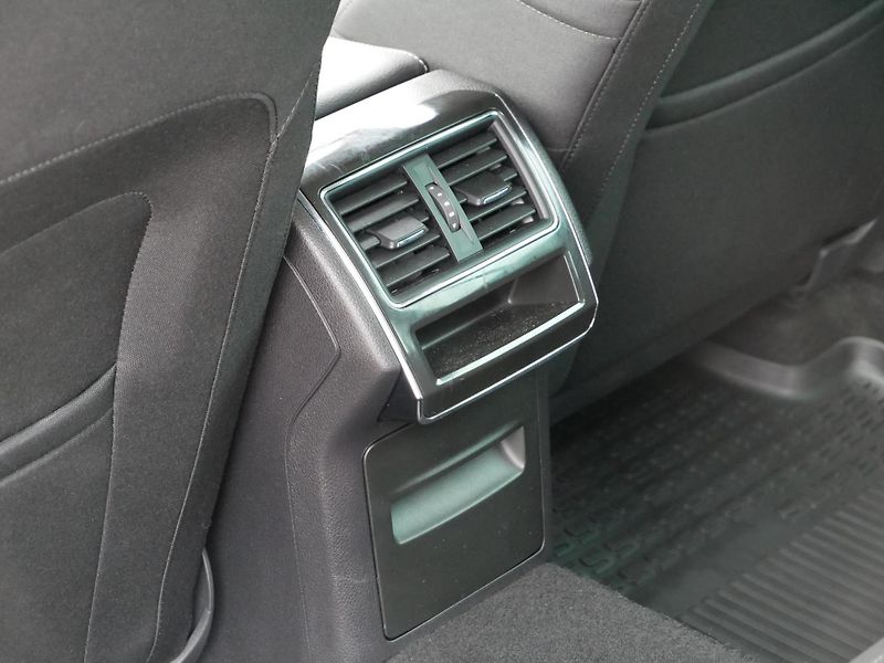 Škoda Superb - fotka 20 z 25