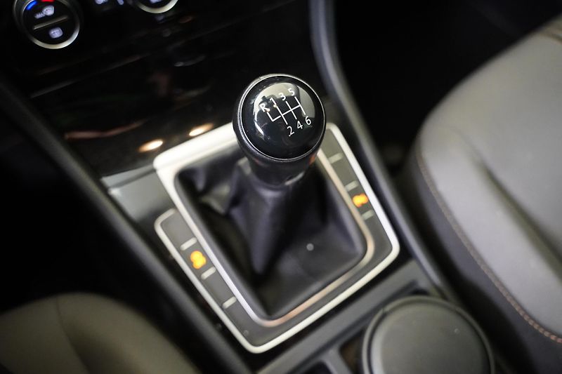 Volkswagen Golf - fotka 20 z 22