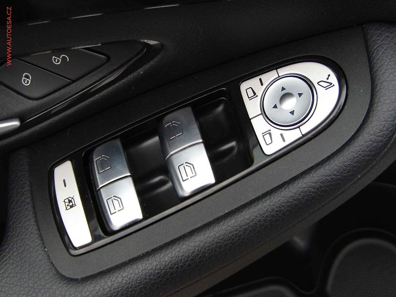Mercedes-Benz Třídy C (2021) 1.6 d C 200 d, AT, LED, park - fotka 11 z 24