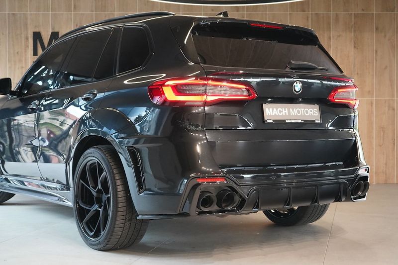 BMW X5 M50d xDrive, Renegade Widebody - fotka 13 z 50