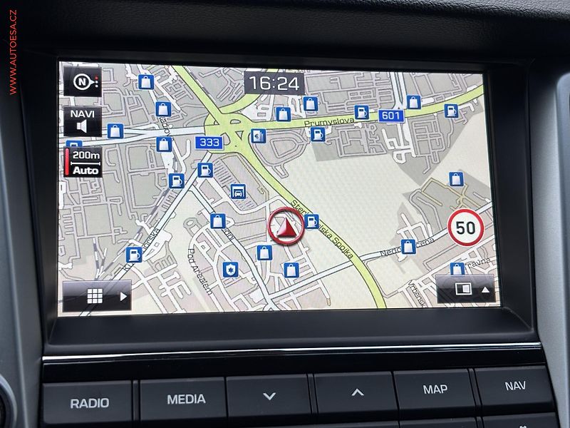 Hyundai Tucson (2016) 2.0 CRDi 4x4, AT, navi, TZ - fotka 18 z 20
