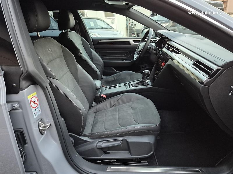 Volkswagen Arteon (2023) 2.0TSi 140KW 22.997km R-Line - fotka 42 z 56