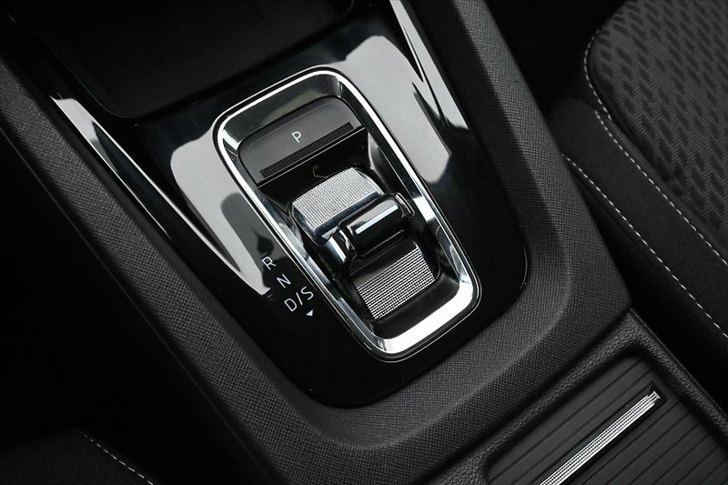 Škoda Octavia 2,0 TDI 110kW DSG Style Záruka - fotka 24 z 33