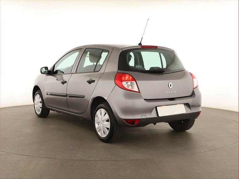Renault Clio (2009) 1.2 16V, po STK, jezdí výborně - fotka 4 z 12