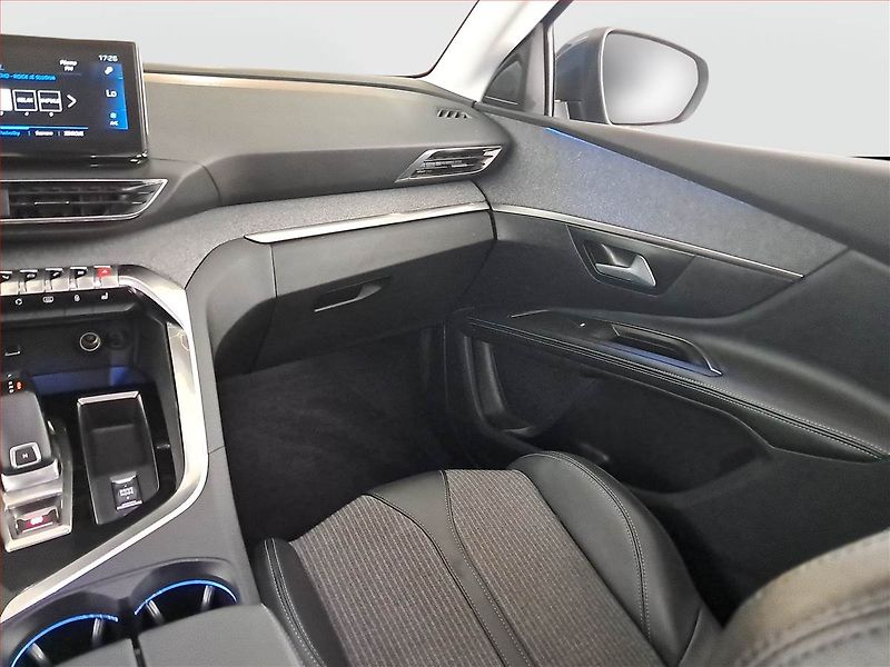 Peugeot 5008 (2021) 1.5 BlueHDi - fotka 8 z 24