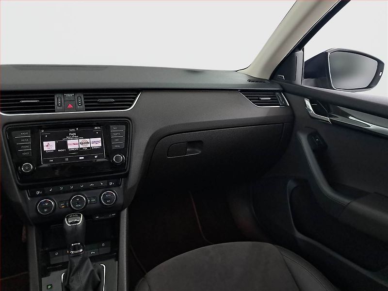 Škoda Octavia (2016) Laurin&Klement 2.0 TDI, 4X4 - fotka 8 z 28