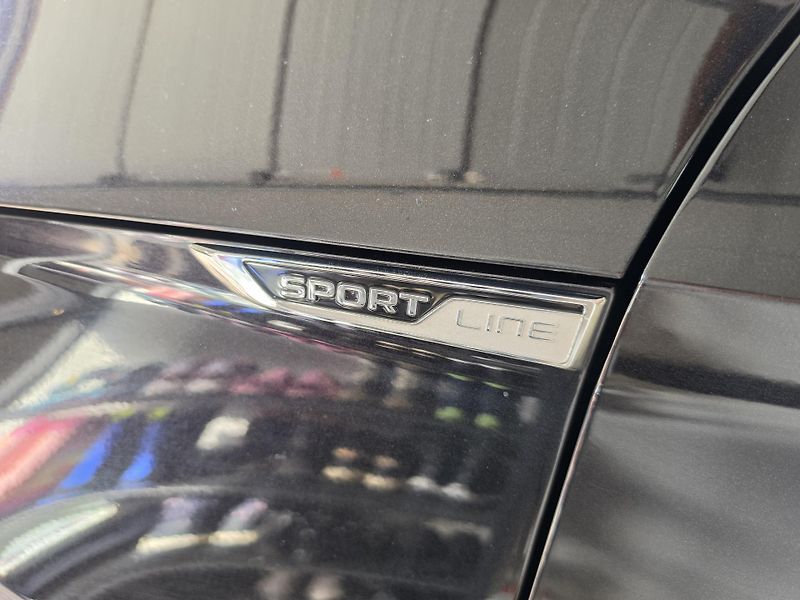 Škoda Superb (2018) SportLine 2.0 TDI 140kW 4x4 - fotka 28 z 32