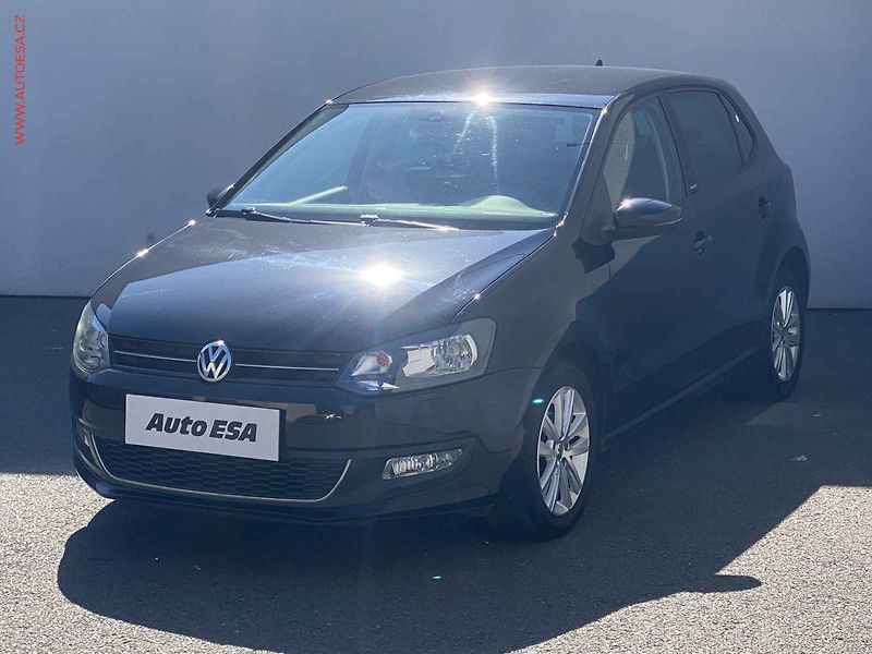 Volkswagen Polo (2011) 1.4 MPi, Style, tempo, park - fotka 3 z 15