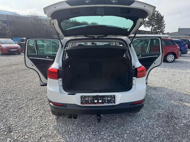 Volkswagen Tiguan 1.4TSi. Rezervace  - fotka 18 z 67