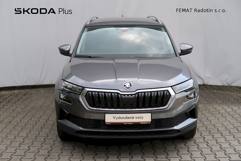 Škoda Karoq (2025) Top Selection 1.5 TSI 110 kW D - fotka 4 z 29