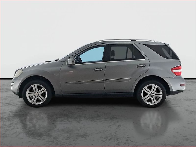 Mercedes-Benz Třídy M (2010) ML 350 CDI, 4X4, Automat - fotka 3 z 19