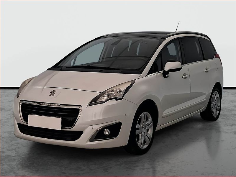 Peugeot 5008 (2014) 1.6 HDi, 7 míst, Navi - fotka 2 z 21