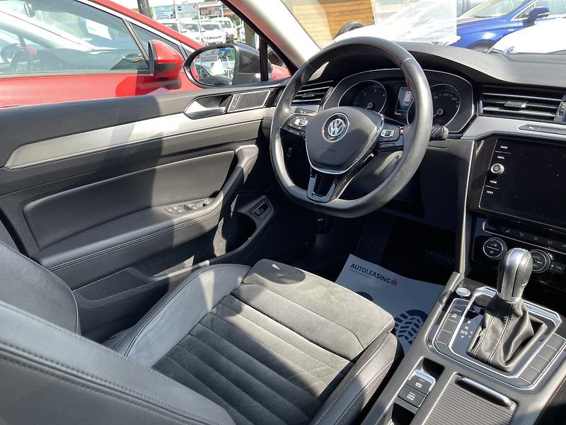 Volkswagen Passat 2.0TDi Dsg 4x4 HIGHLINE-DPH-ČR - fotka 22 z 38