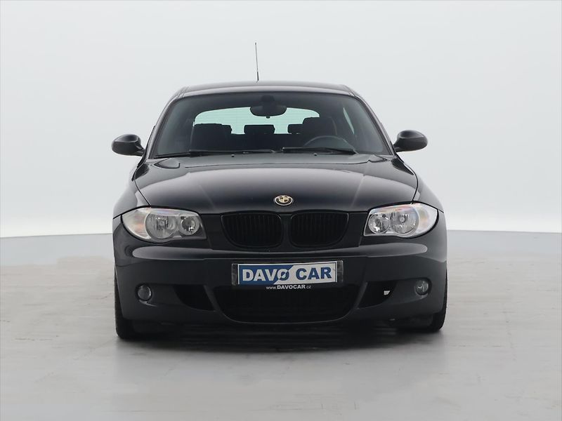 BMW Řada 1 3,0 130i 209kW Aut.Klima - fotka 2 z 25