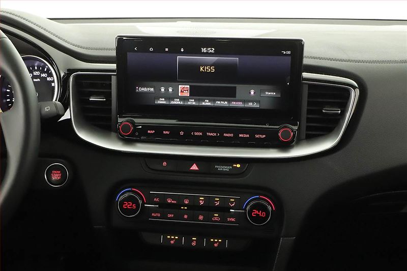 Kia XCeed (2025) 1.5 T-GDI, TOP, FullLed - fotka 9 z 18