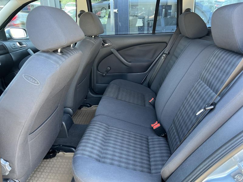 Škoda Octavia 1.9TDi 81kw ALU KLIMA - fotka 18 z 34