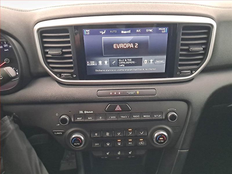 Kia Sportage (2021) 1.6 T-GDI - fotka 12 z 20