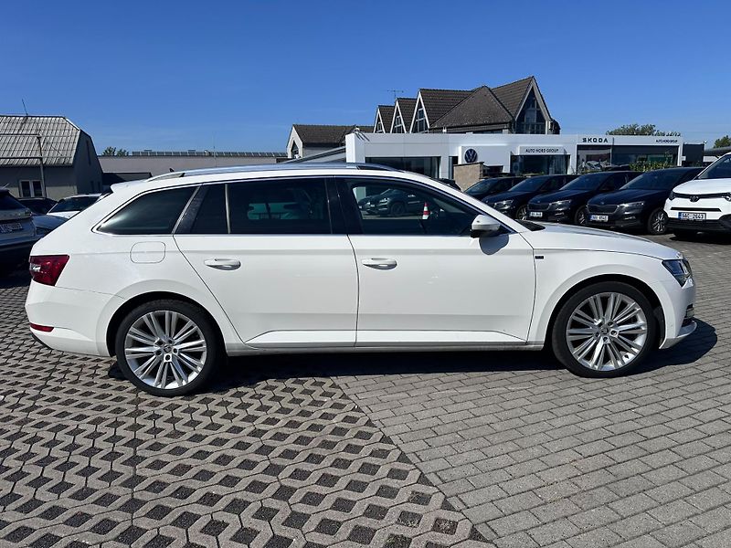 Škoda Superb 2.0 TDI 110kW Style - fotka 3 z 18