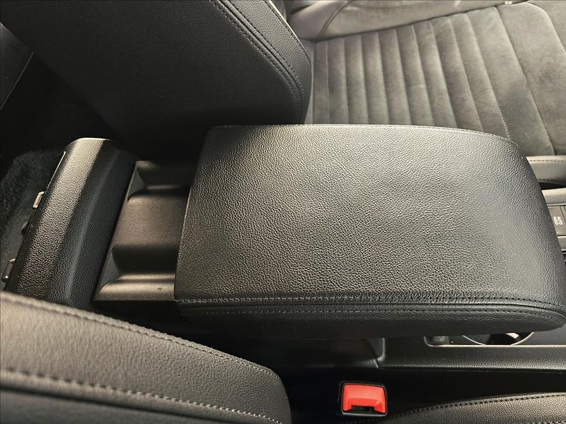 Volkswagen Passat VIII 1,4TSi DSG Highline - fotka 36 z 56