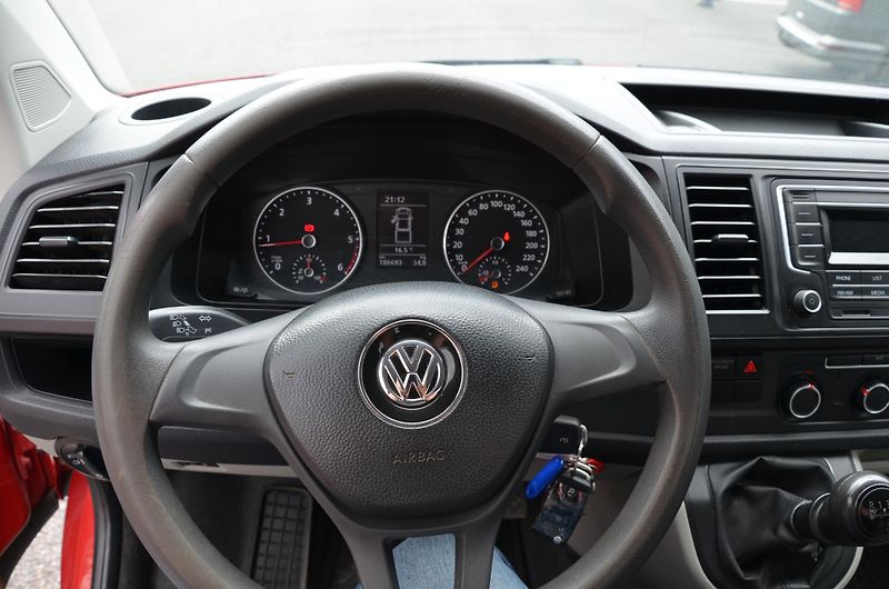 Volkswagen Transporter (2018) Valník 4x4 2.0TDi 150kW - fotka 7 z 12