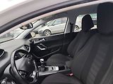 Peugeot 308 (2015) - náhled 20
