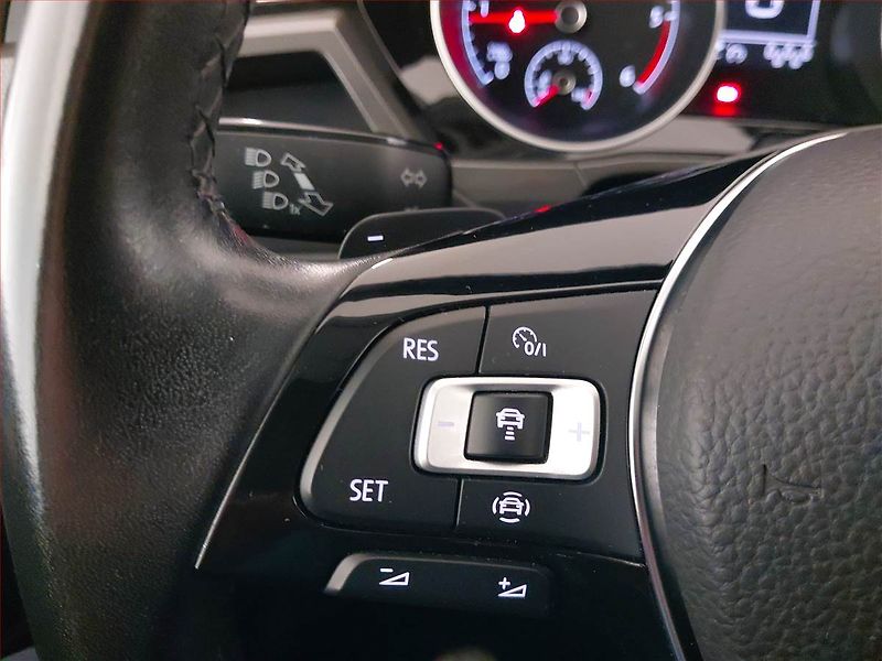 Volkswagen Touran (2018) Comfortline 1.6 TDI, Automat - fotka 18 z 22